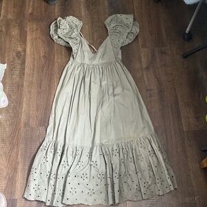 EN SAISON Barnette Eyelet Green Sage Maxi Dress Size S Poplin Boho Puff Sleeve